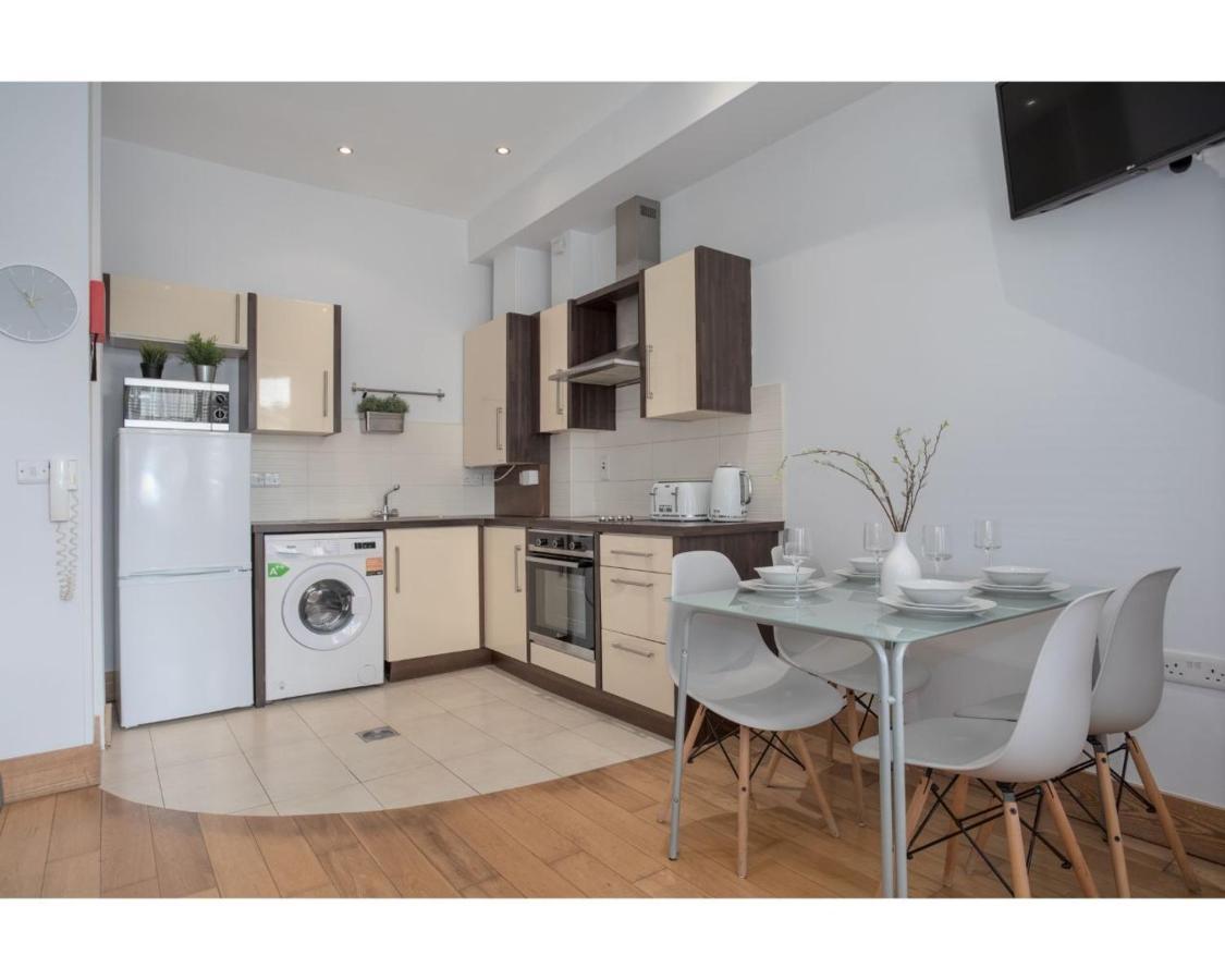 Central Belfast Apartments Eden 外观 照片