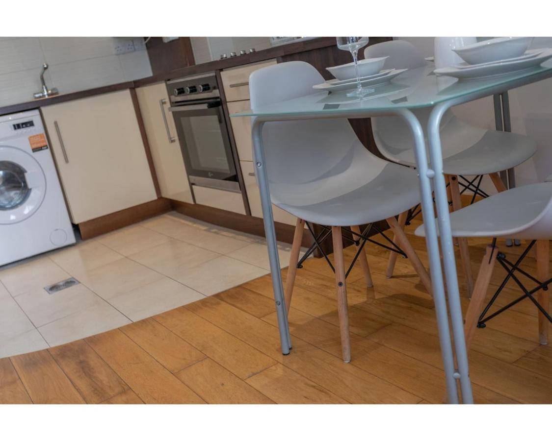 Central Belfast Apartments Eden 外观 照片